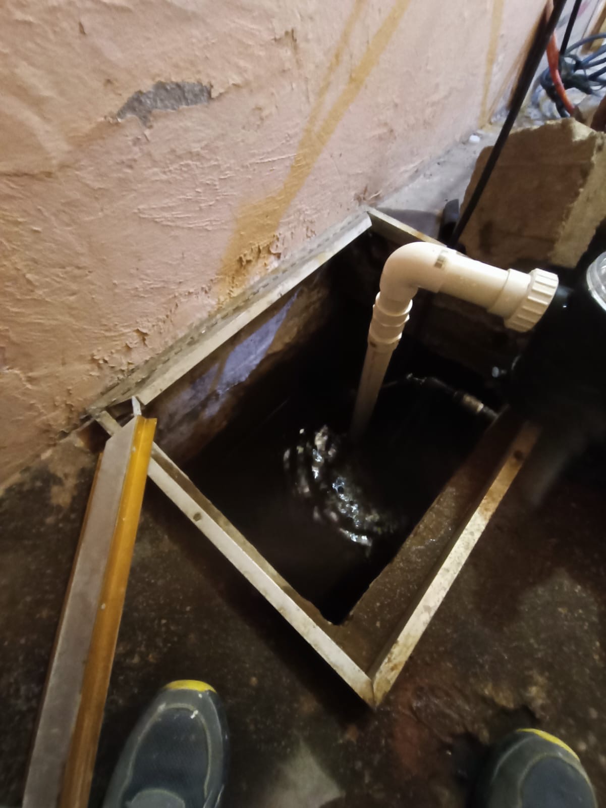 Depósito de agua en servicio